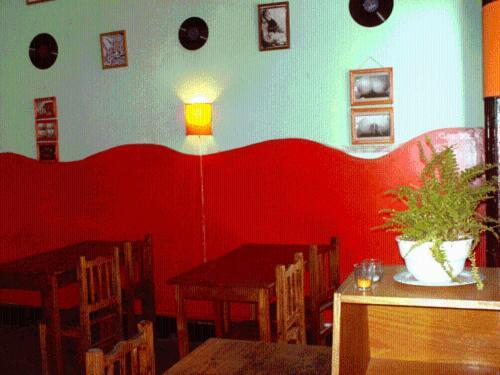 Hostel Plaza *
